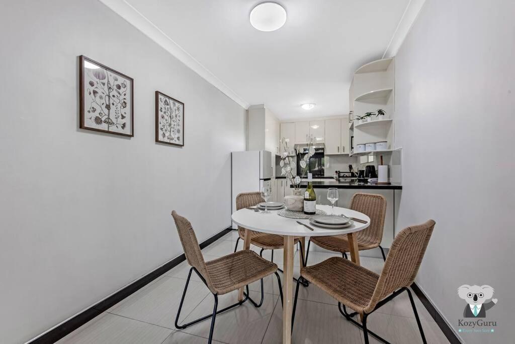 Campsie 2 Bed Spacious Apartment / Nca069 Sydney Bagian luar foto